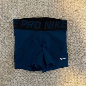 Women Nike Pro Athletic Shorts 3 inch